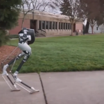 Robot Tanpa Kepala